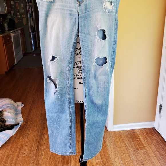 Hollister Skinny Jeans - Picture 2 of 10